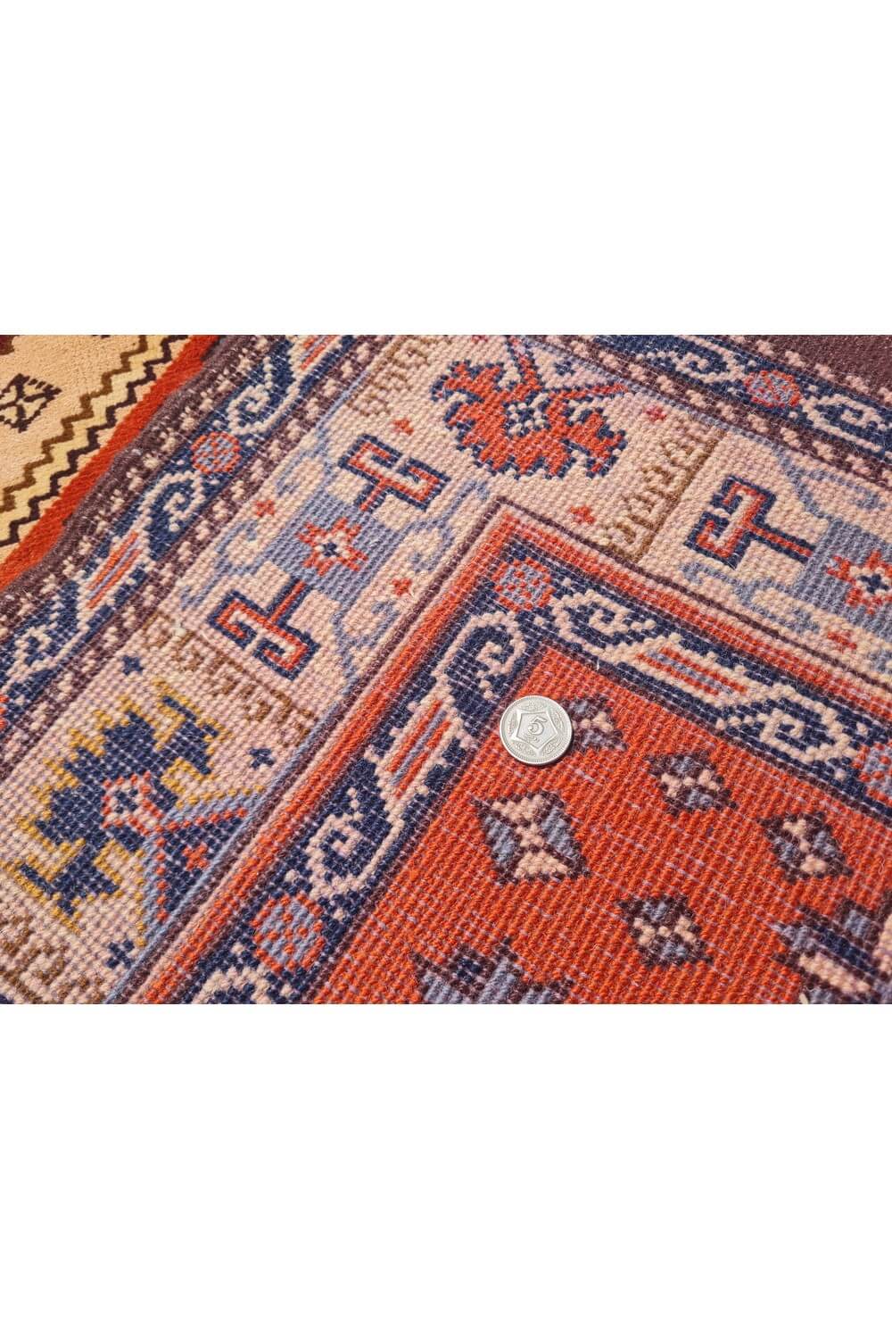 Authentic Hand Knotted Vintage Bulgaria Wool Area Rug 6 x 4 Ft