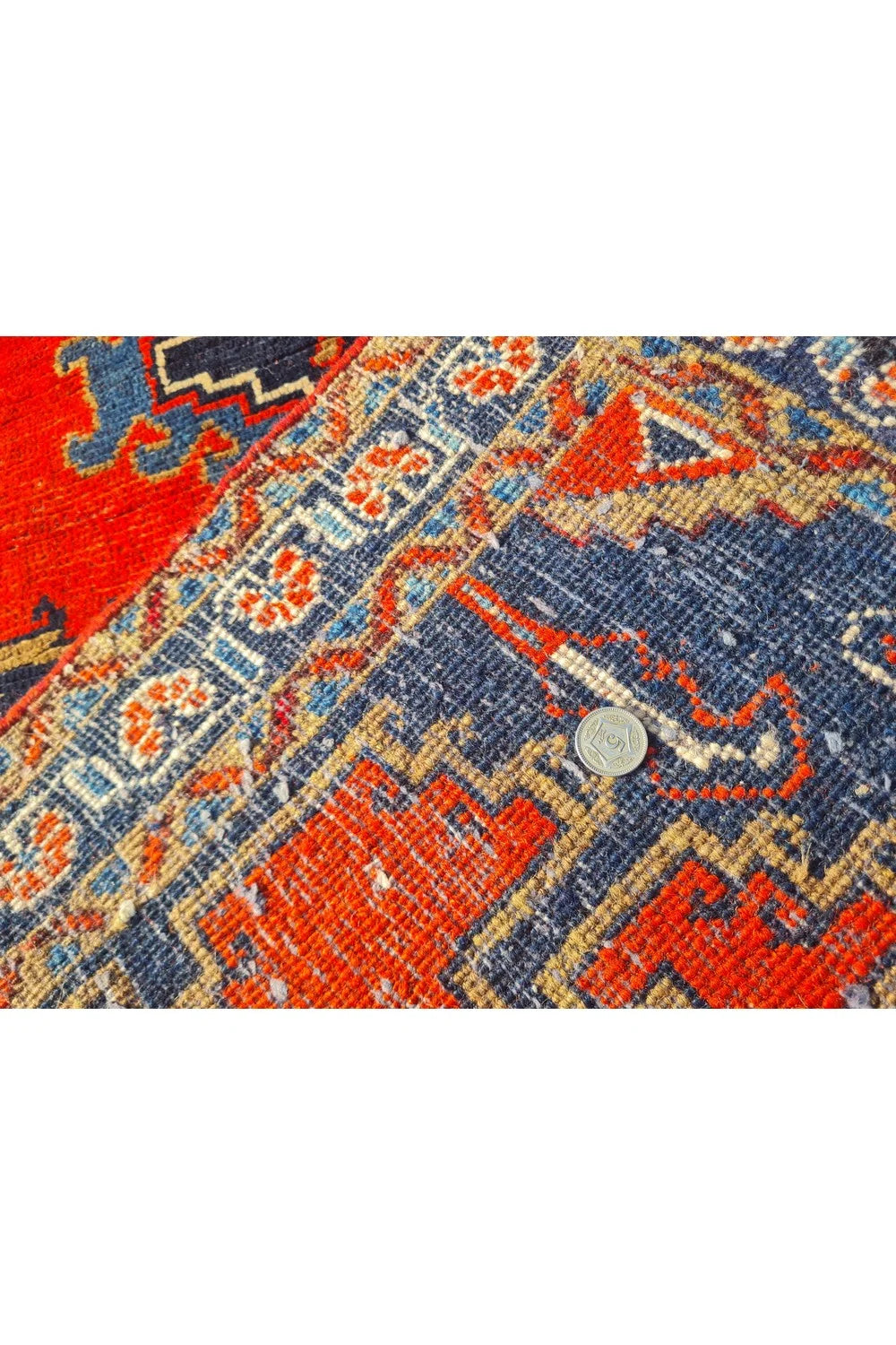 Amazing Hand Knotted Vintage Tribal Baghtiyaar Pictorial Wool Area Rug 7 x 4 Ft