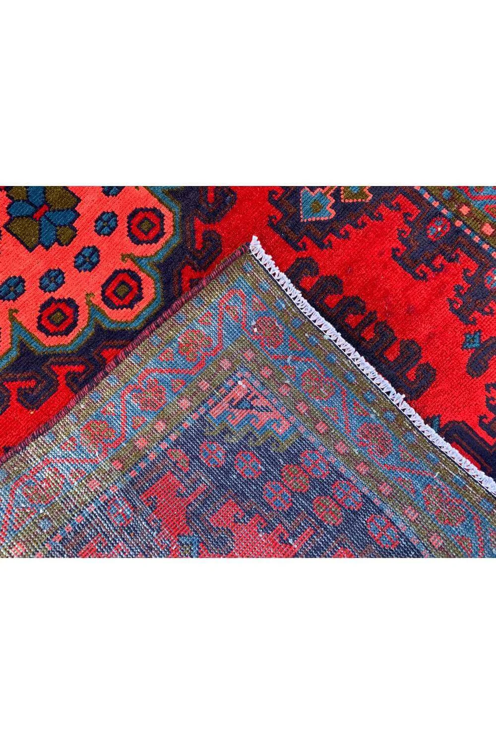 Amazing Hand Knotted Vintage Wiss Baghtiyaar Wool Area Rug 6.7 x 3.3 Ft