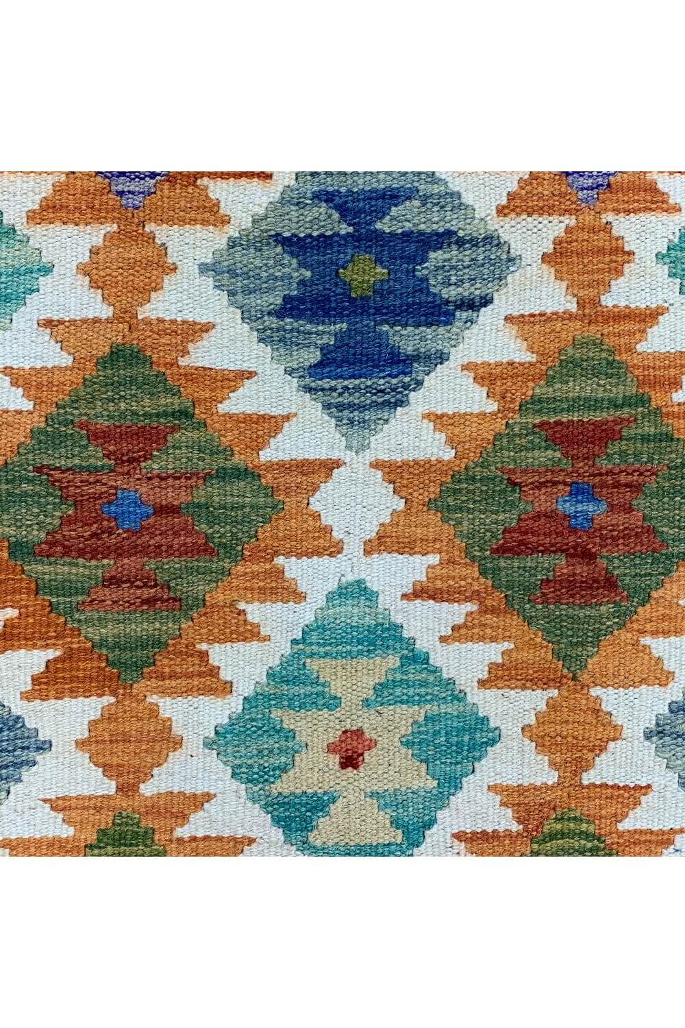 MODERN CHOBI RUNNER 9.9 X 2.8 FT