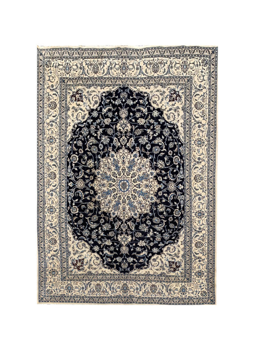 Amazing Hand Knotted Vintage Naeen Wool Area Rug 12.6 x 9.7 Ft