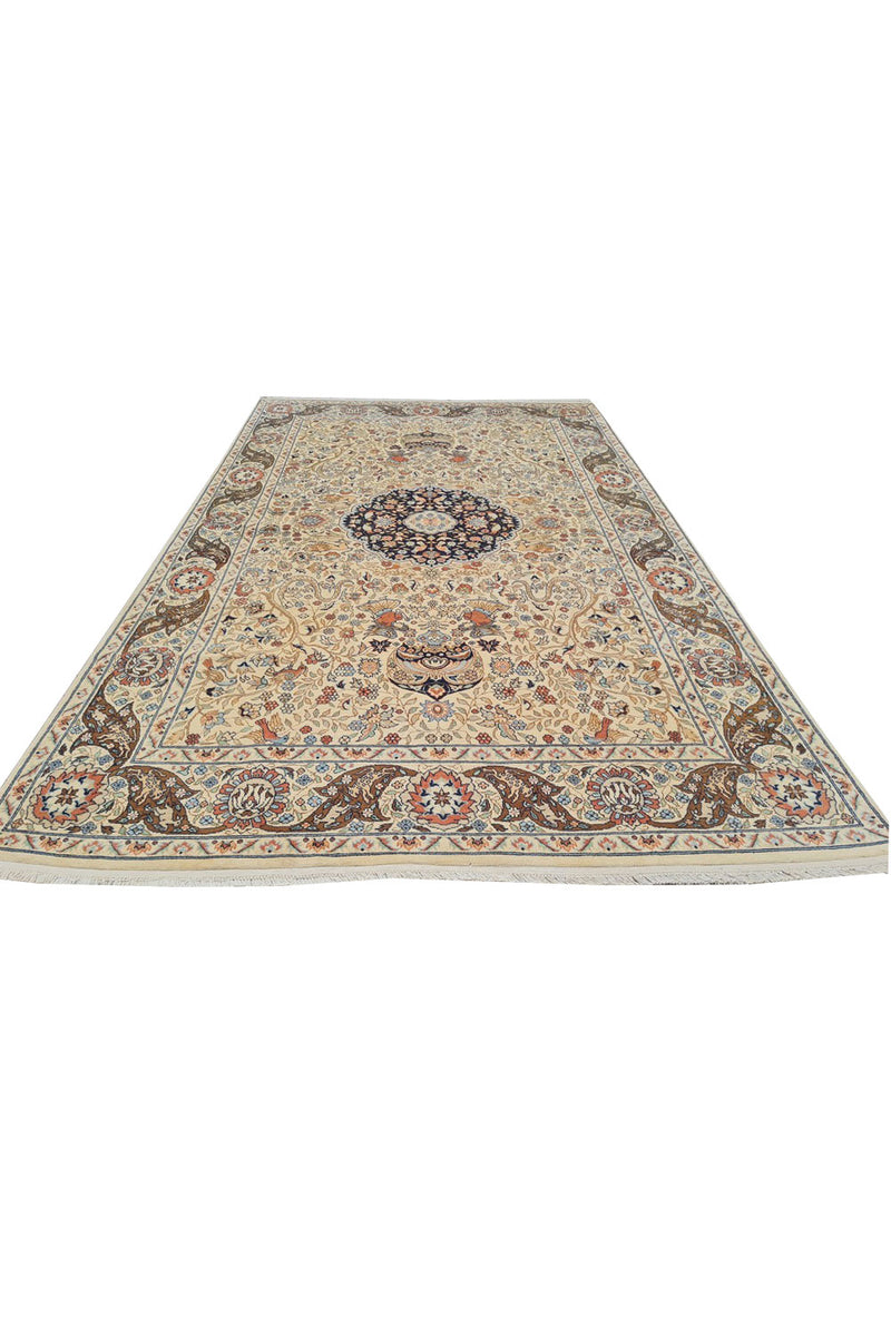 Authentic Hand Knotted Vintage Hunting Pictorial Double Knot Wool Area Rug 8.3 x 4.11 Ft (47 Ger-4)