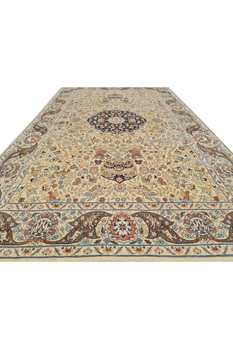 Authentic Hand Knotted Vintage Hunting Pictorial Double Knot Wool Area Rug 8.3 x 4.11 Ft (47 Ger-4)