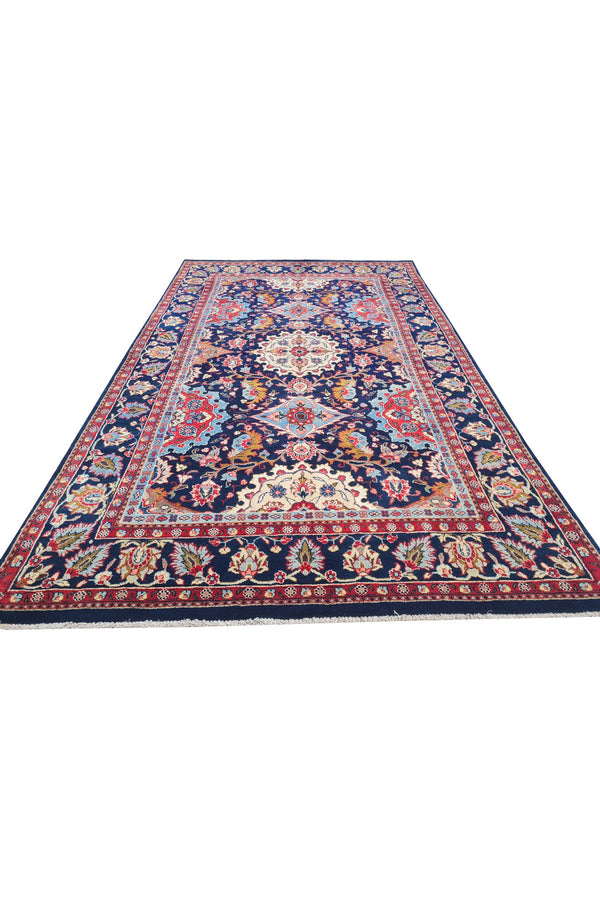 Authentic Hand Knotted Vintage Saroukh Wool Area Rug 7.7 x 4.6 Ft (1442 Ger-4)