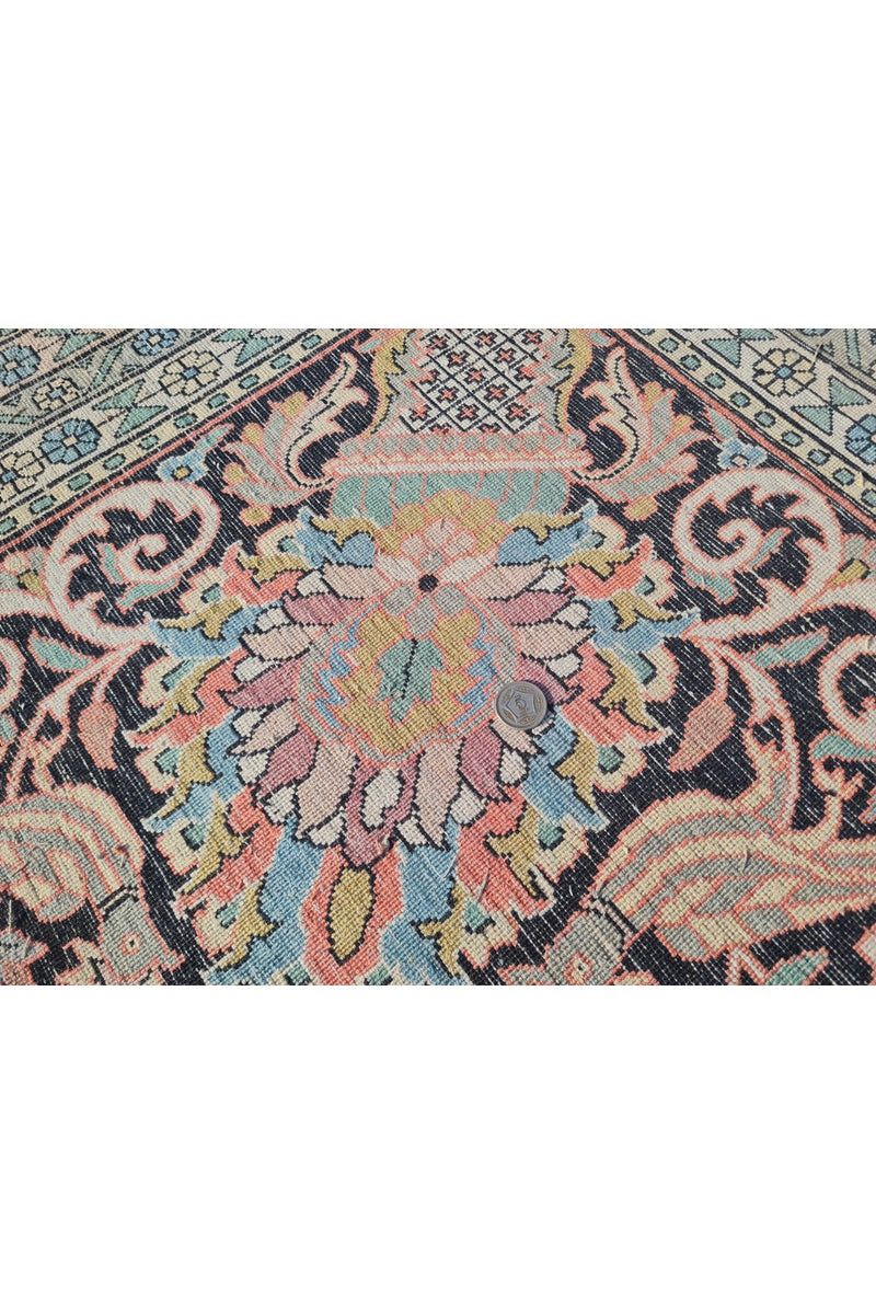 Authentic Hand Knotted Vintage Kashmiri Wool Area Rug 17.9 x 11.11 Ft (1565 Ger-4)