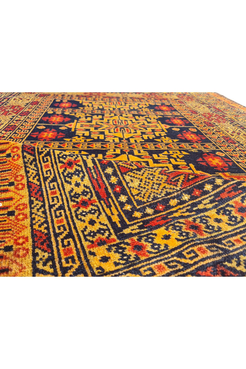 Authentic Hand Knotted Antique Al Khuja Wool Area Rug 4.10 x 3.2 Ft (1763 Ger-4)