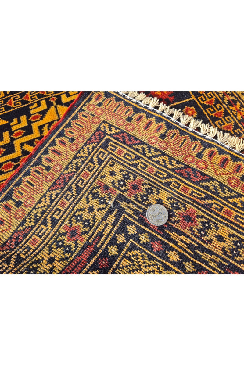 Authentic Hand Knotted Antique Al Khuja Wool Area Rug 4.10 x 3.2 Ft (1763 Ger-4)