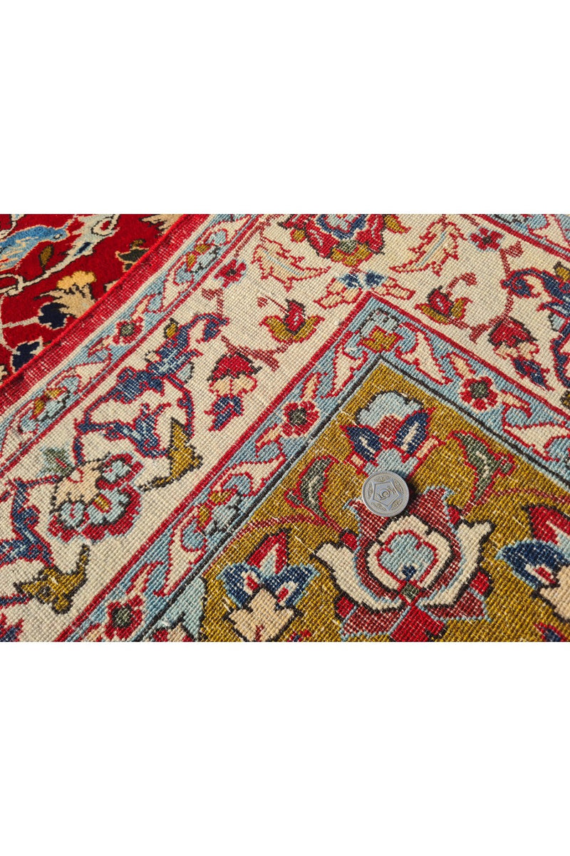 Authentic Hand Knotted Vintage Isfahan Wool Area Rug 5.2 x 3.6 Ft (1768 Ger-4)