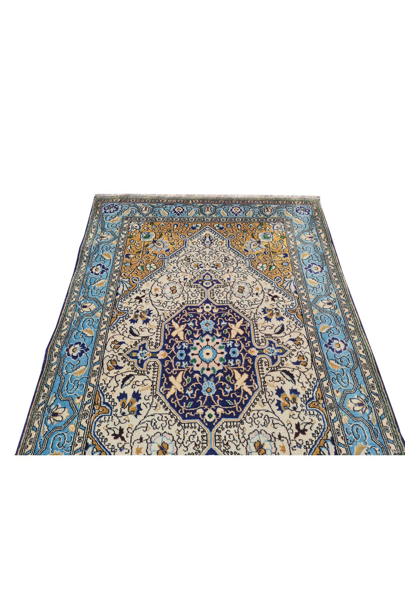Authentic Hand Knotted Vintage Pashmin Koum Wool Area Rug 5.5 x 3.5 Ft (1769 Ger-4)