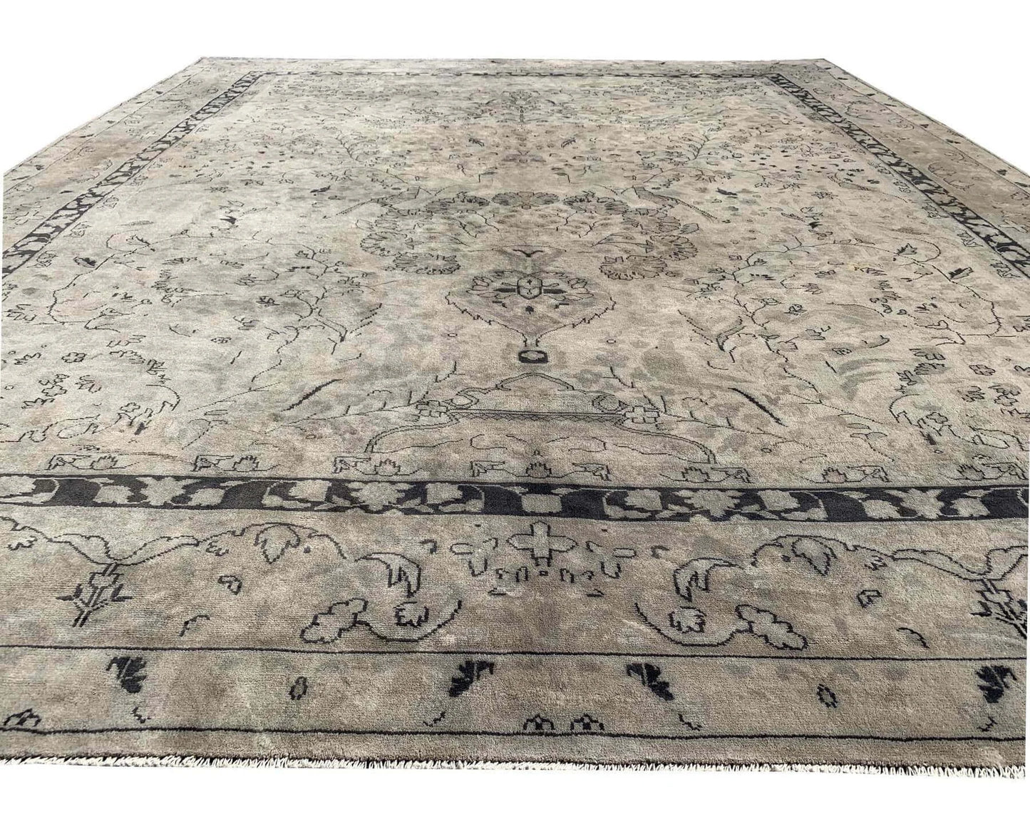 Amazing Hand Knotted Vintage Hamidoun Wool Area Rug 11.6 x 9.4 Ft