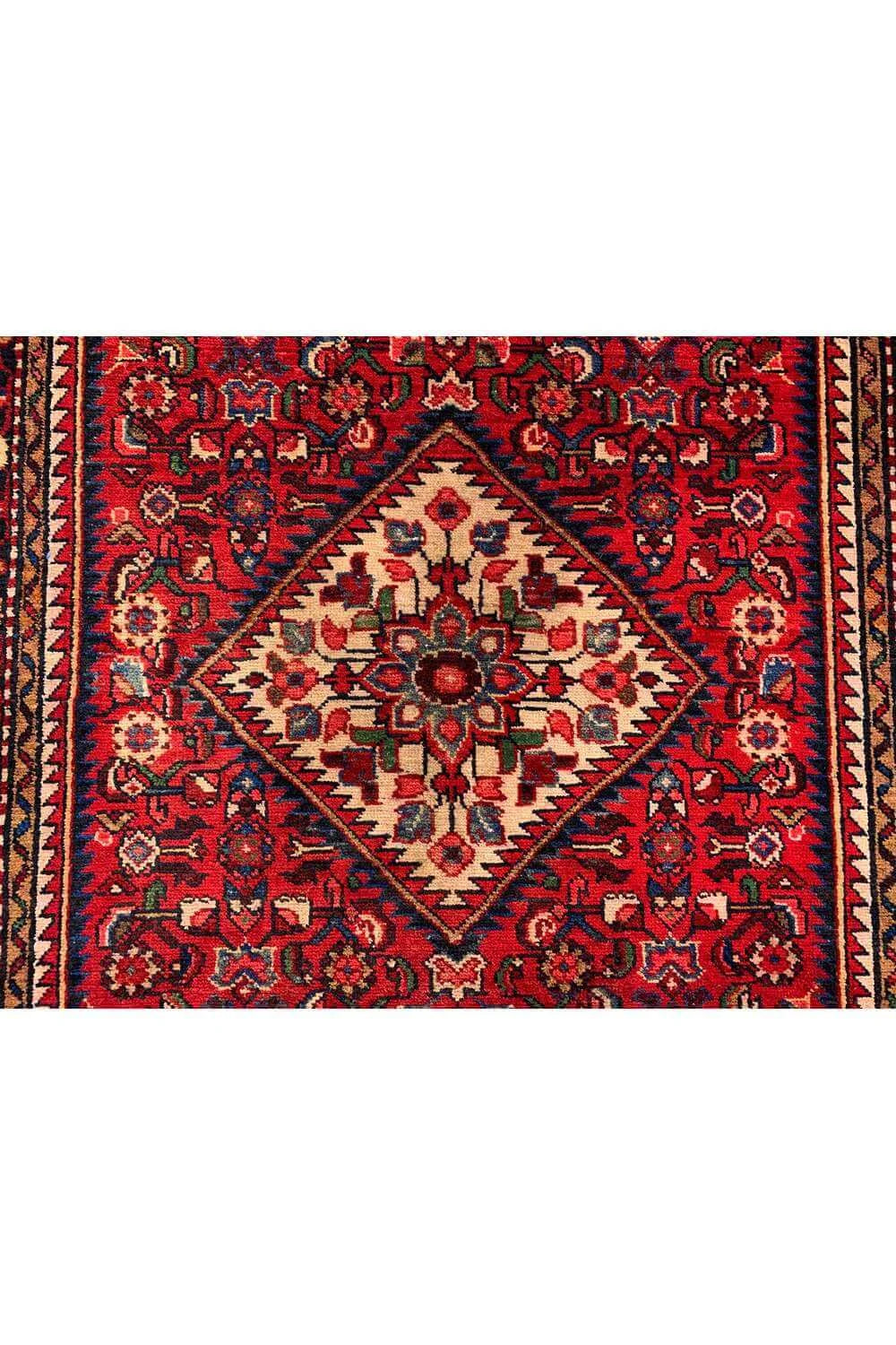 Amazing Hand Knotted Vintage Hamidoun Wool Area Rug 5.2 x 3.5 Ft