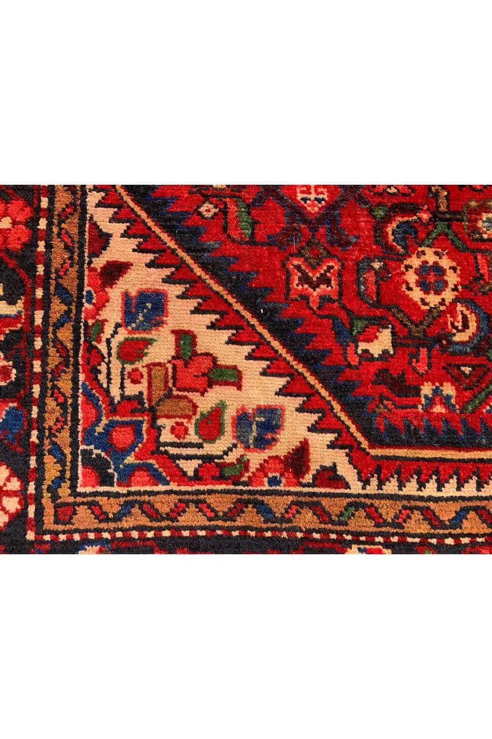 Amazing Hand Knotted Vintage Hamidoun Wool Area Rug 5.2 x 3.5 Ft