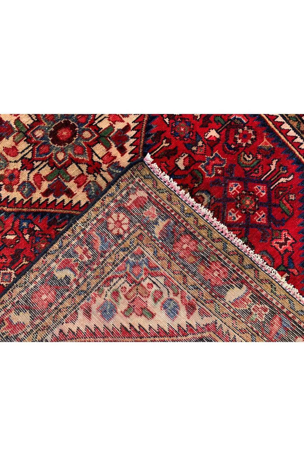 Amazing Hand Knotted Vintage Hamidoun Wool Area Rug 5.2 x 3.5 Ft