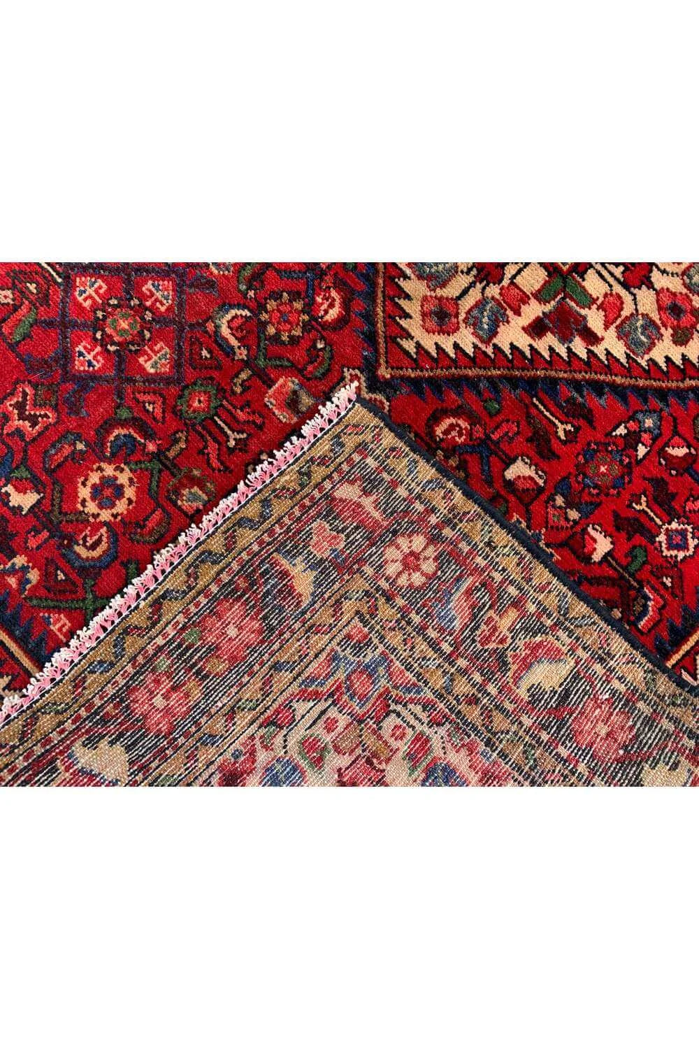 Amazing Hand Knotted Vintage Hamidoun Wool Area Rug 5.2 x 3.5 Ft