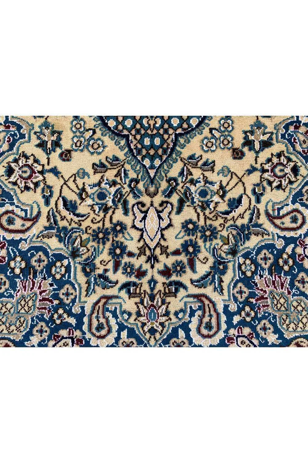 Amazing Hand Knotted Vintage Naeen Wool Area Rug 4.6 x 2.9 Ft