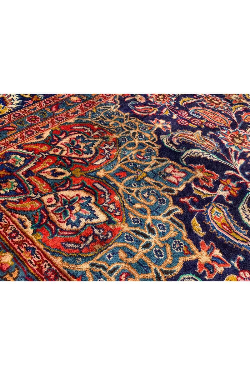 Amazing Hand Knotted Vintage Qashoun Wool Area Rug 12.6 x 9.5 Ft