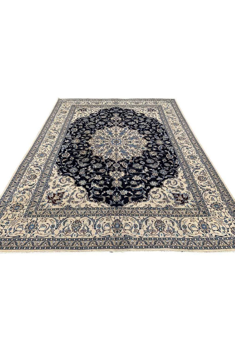 Amazing Hand Knotted Vintage Naeen Wool Area Rug 12.6 x 9.7 Ft