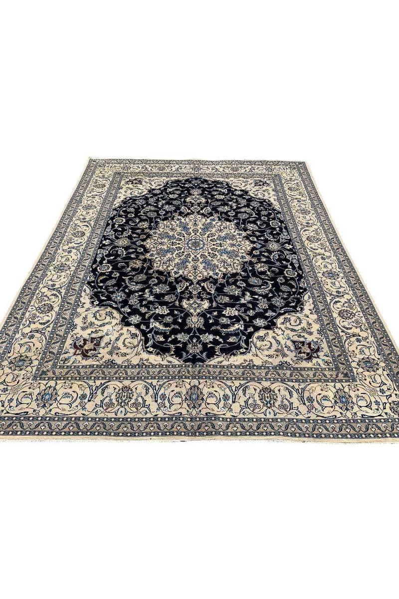 Amazing Hand Knotted Vintage Naeen Wool Area Rug 12.6 x 9.7 Ft