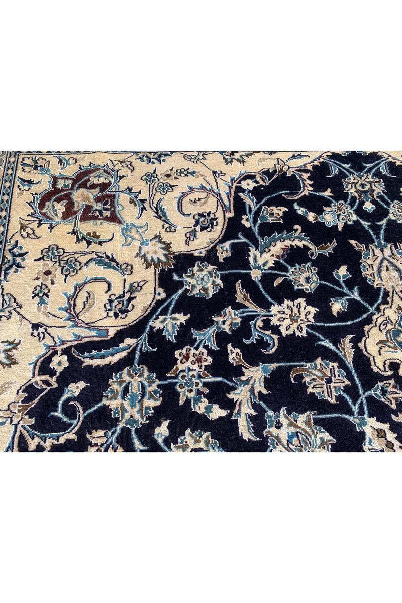 Amazing Hand Knotted Vintage Naeen Wool Area Rug 12.6 x 9.7 Ft