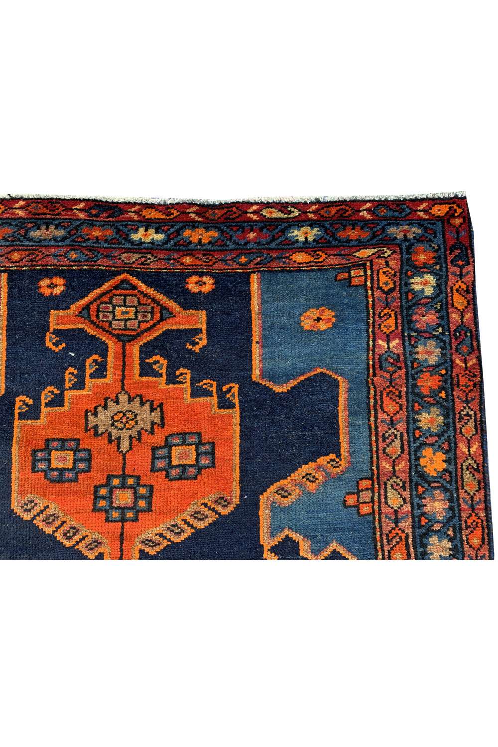 Amazing Hand Knotted Antique Wiss Baghtiyaar Wool Area Rug 6.3 x 3.10 Ft