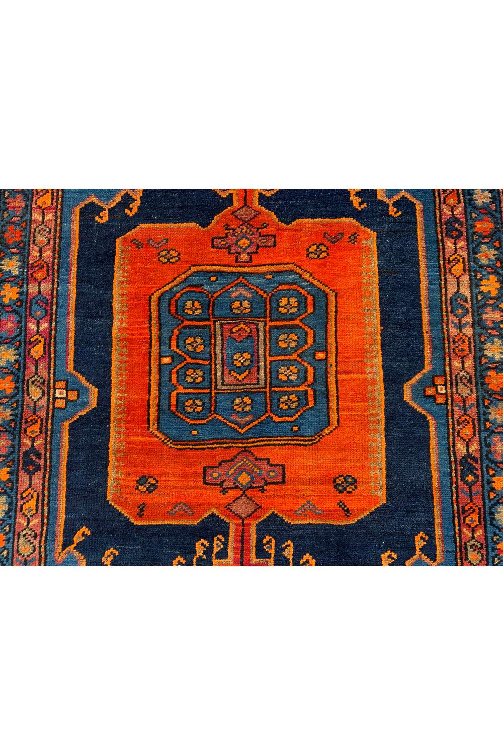 Amazing Hand Knotted Antique Wiss Baghtiyaar Wool Area Rug 6.3 x 3.10 Ft