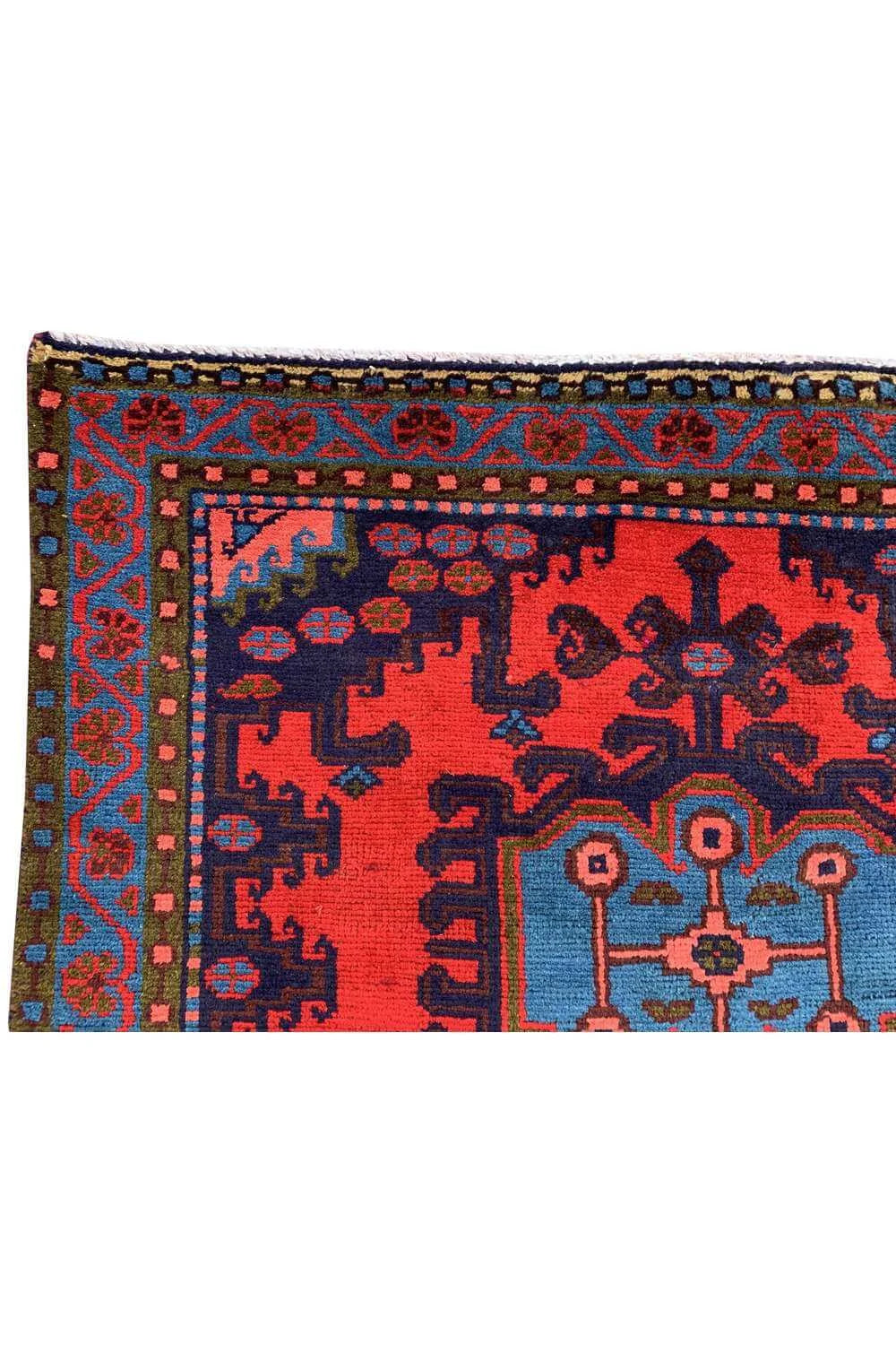 Amazing Hand Knotted Vintage Wiss Baghtiyaar Wool Area Rug 6.7 x 3.3 Ft