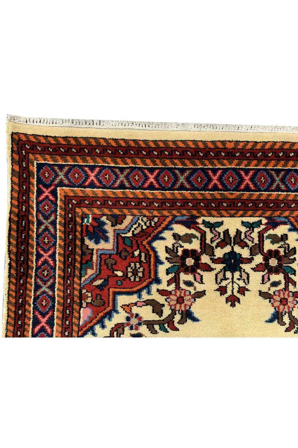 Amazing Hand Knotted Vintage Baghtiyaar Wool Area Rug 6.1 x 3.0 Ft