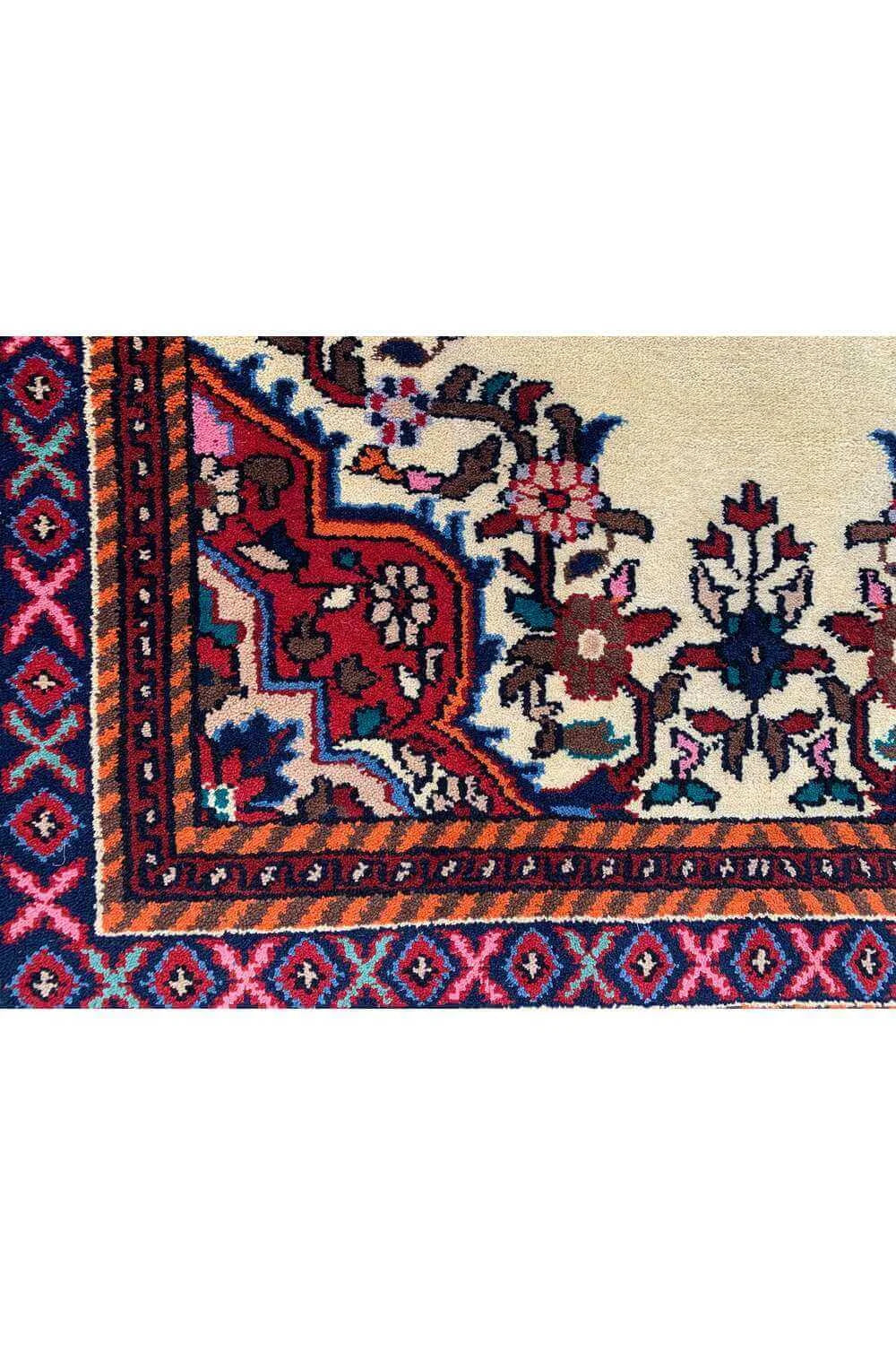 Amazing Hand Knotted Vintage Baghtiyaar Wool Area Rug 6.1 x 3.0 Ft