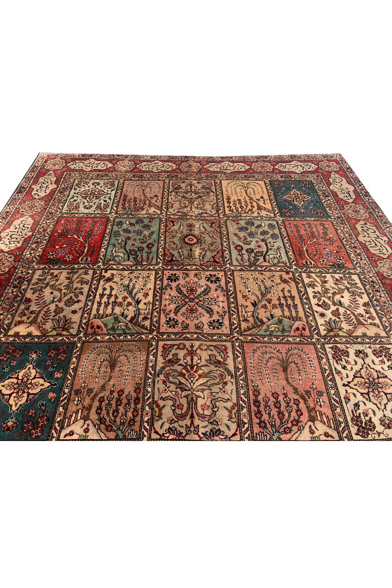 Authentic Hand Knotted Vintage Bakhtiyar Pictorial Wool Area Rug 11.11 x 9.0 Ft