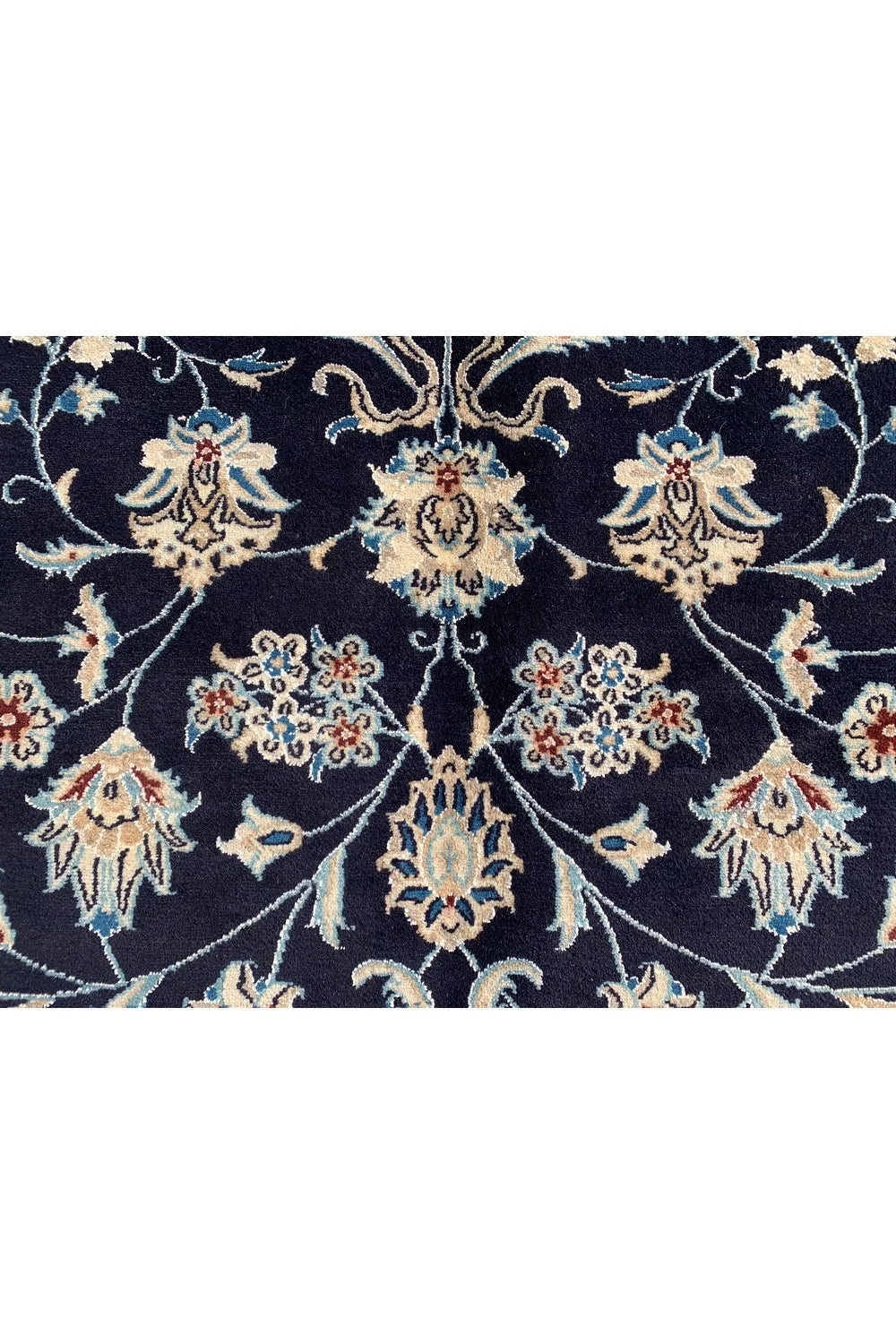 Amazing Hand Knotted Vintage Naeen Wool Area Rug 11.1 x 7.11 Ft