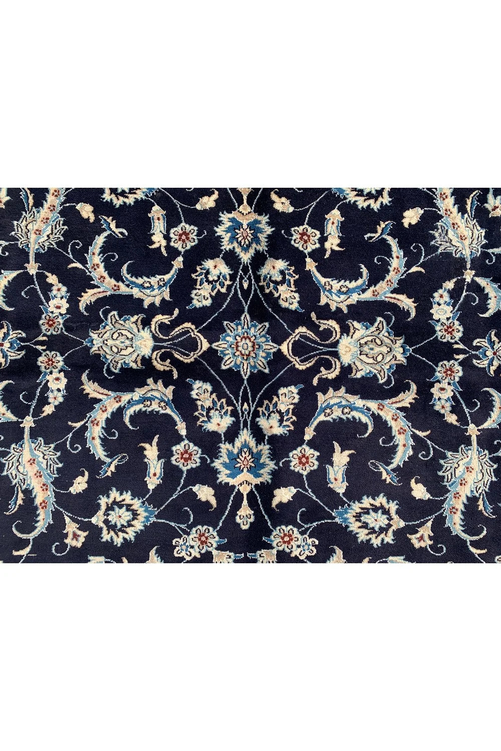 Amazing Hand Knotted Vintage Naeen Wool Area Rug 11.1 x 7.11 Ft