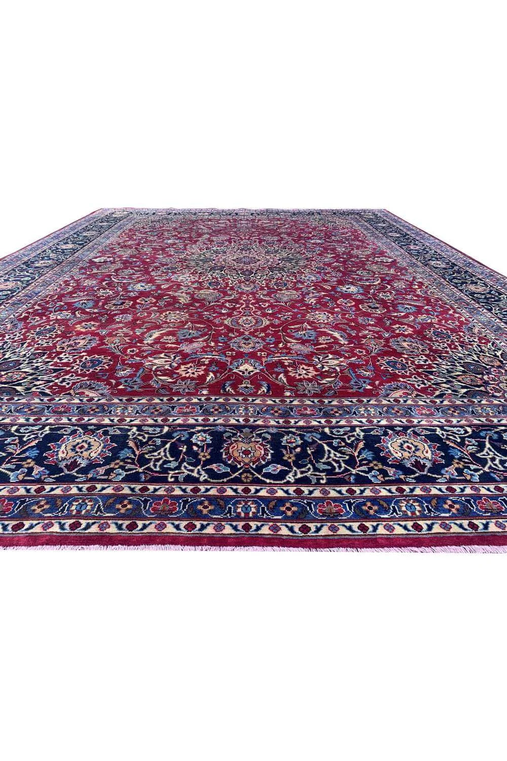 Amazing Hand Knotted Vintage Qashoun Wool Area Rug 12.11 x 9.9 Ft