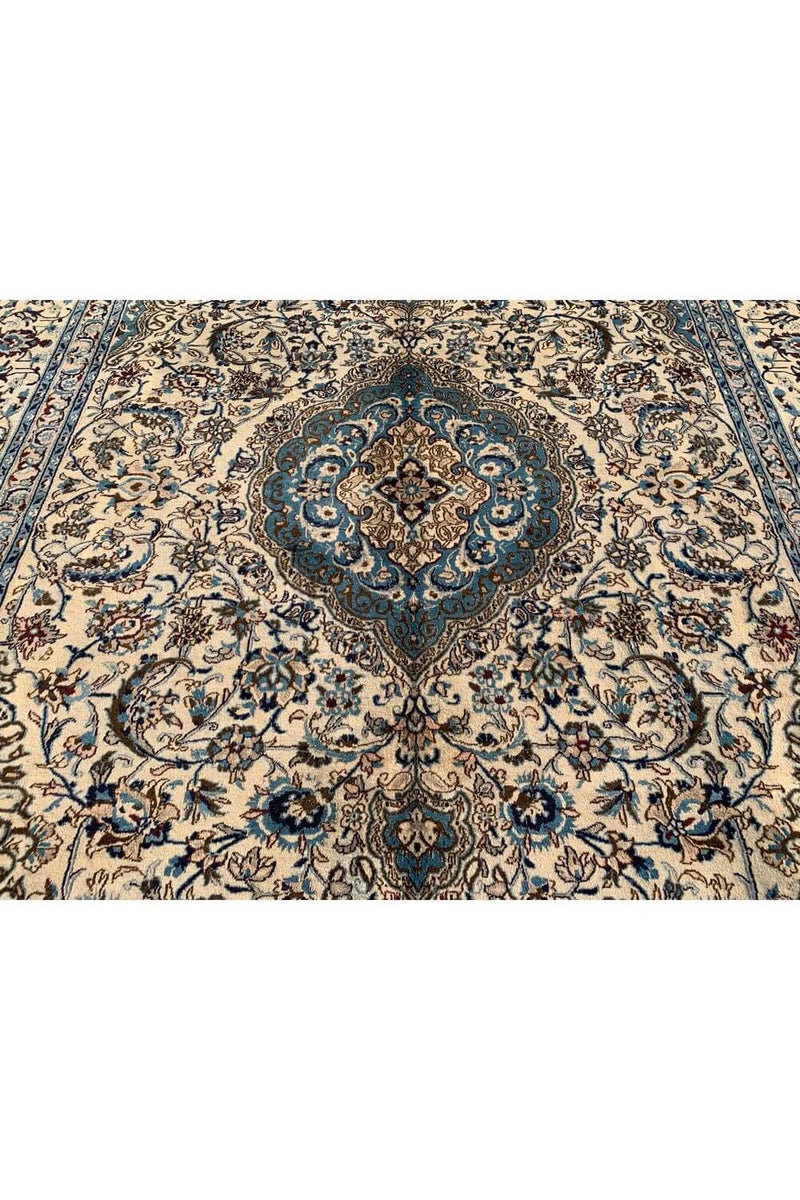 Authentic Hand Knotted Vintage Naeen Wool Area Rug 12.11 x 9.7 Ft
