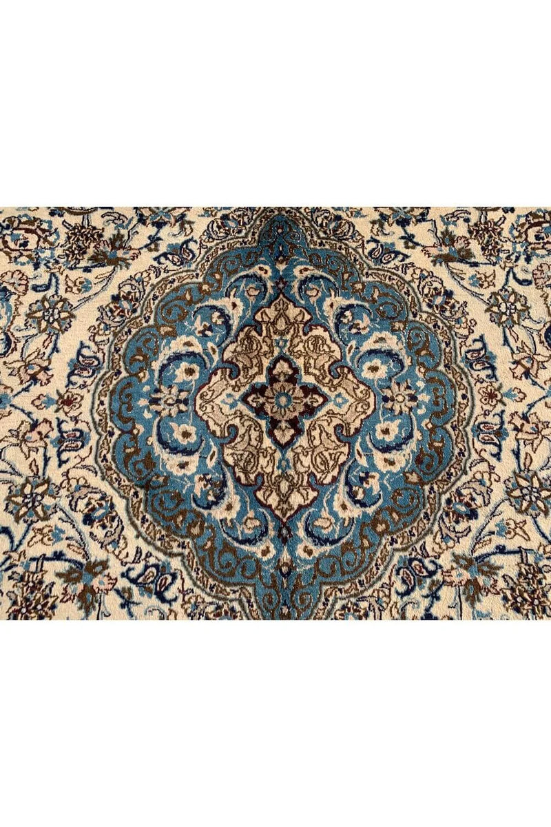 Authentic Hand Knotted Vintage Naeen Wool Area Rug 12.11 x 9.7 Ft