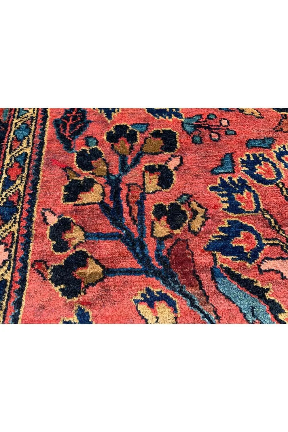 Amazing Hand Knotted Vintage Saroukh Wool Area Rug 6.3 x 3.4 Ft