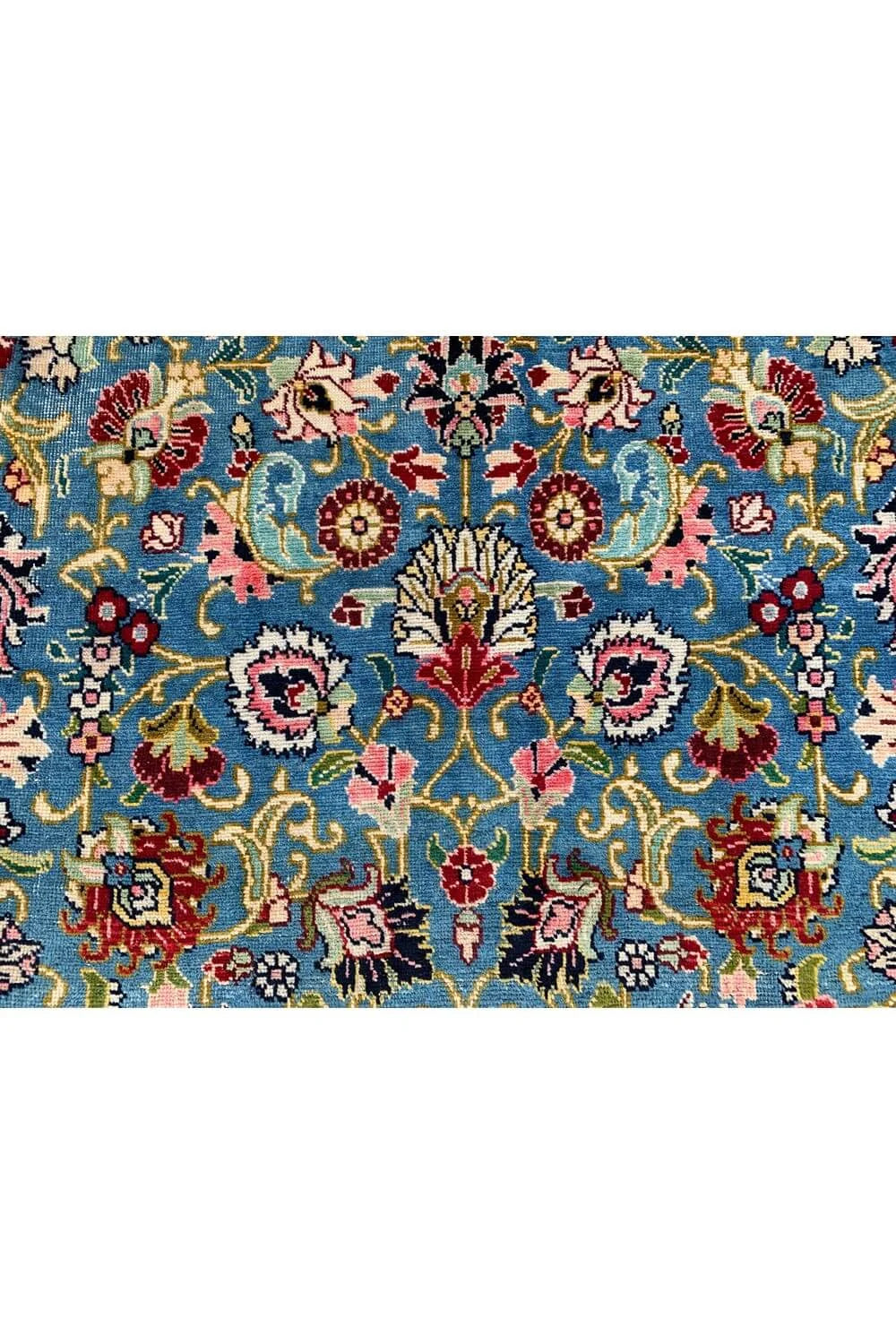 Amazing Hand Knotted Vintage Turkish Wool Area Rug 5.9 x 4.3 Ft