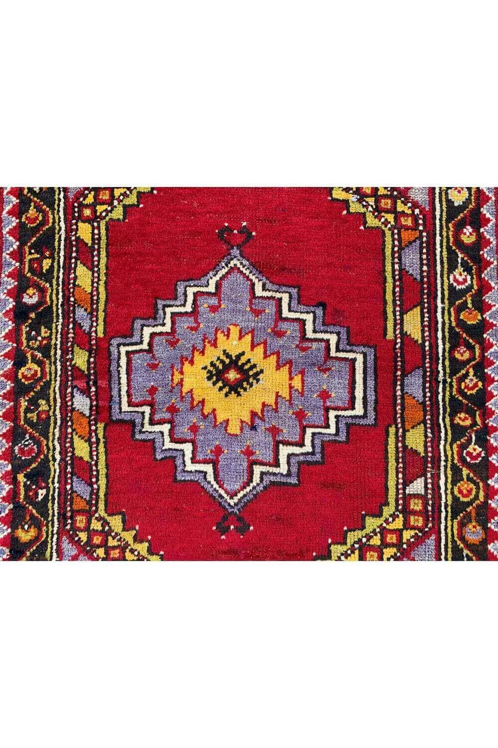 Amazing Hand Knotted Vintage Turkish Wool Area Rug 6.3 x 3.7 Ft