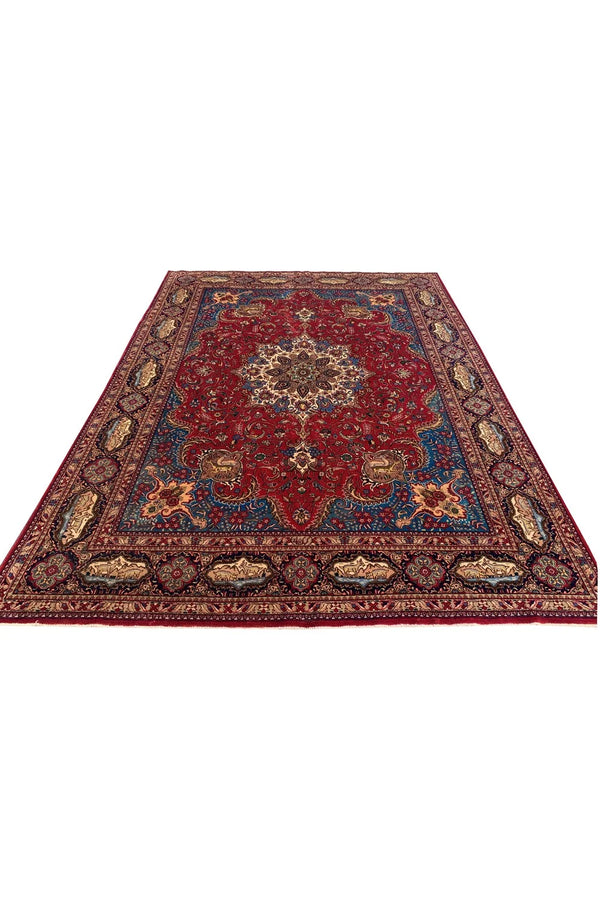 Authentic Hand Knotted Vintage Tabreez Hunting Pictorial Wool Area Rug 13.4 x 9.10 Ft